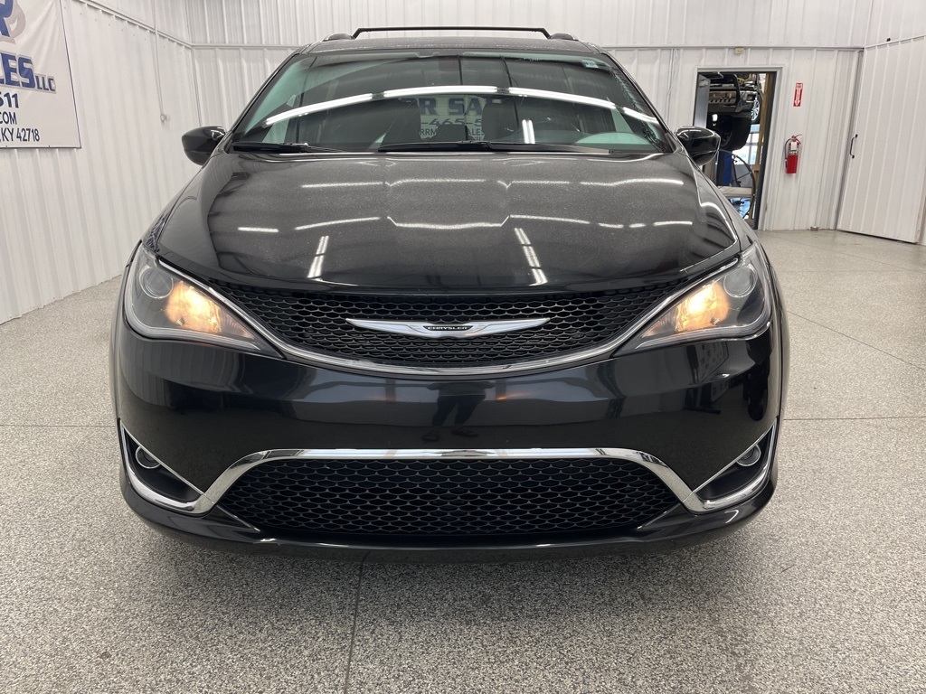 Chrysler Pacifica Touring L 35th Anniversary FWD *Ltd Avail* 2020