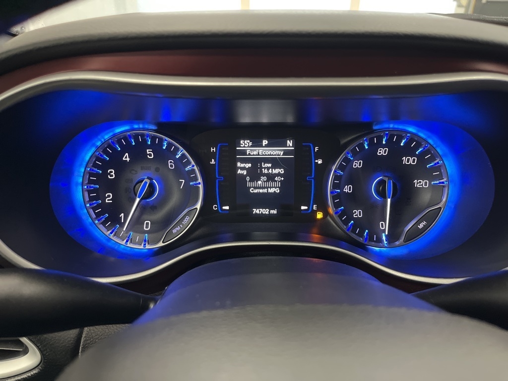 Chrysler Pacifica Touring L 35th Anniversary FWD *Ltd Avail* 2020