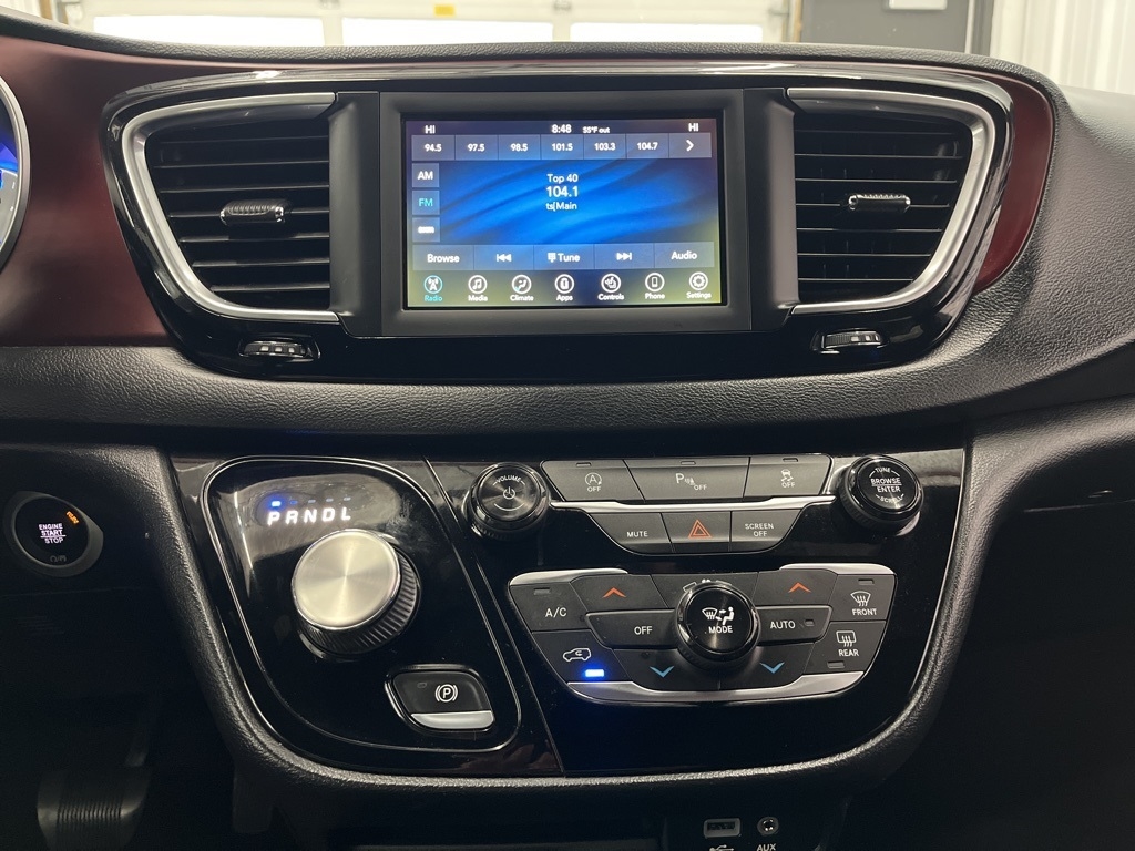 Chrysler Pacifica Touring L 35th Anniversary FWD *Ltd Avail* 2020