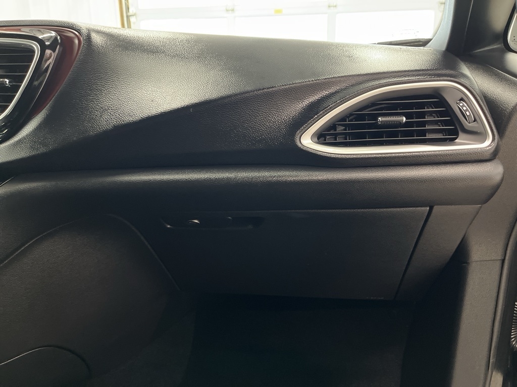 Chrysler Pacifica Touring L 35th Anniversary FWD *Ltd Avail* 2020