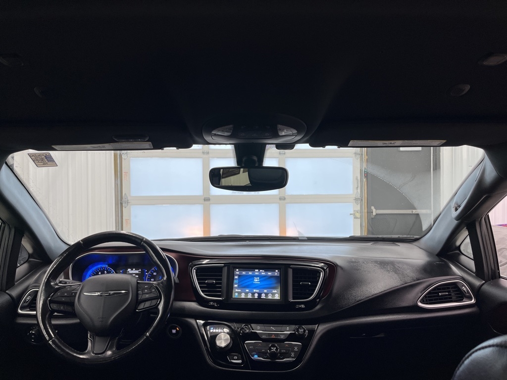 Chrysler Pacifica Touring L 35th Anniversary FWD *Ltd Avail* 2020