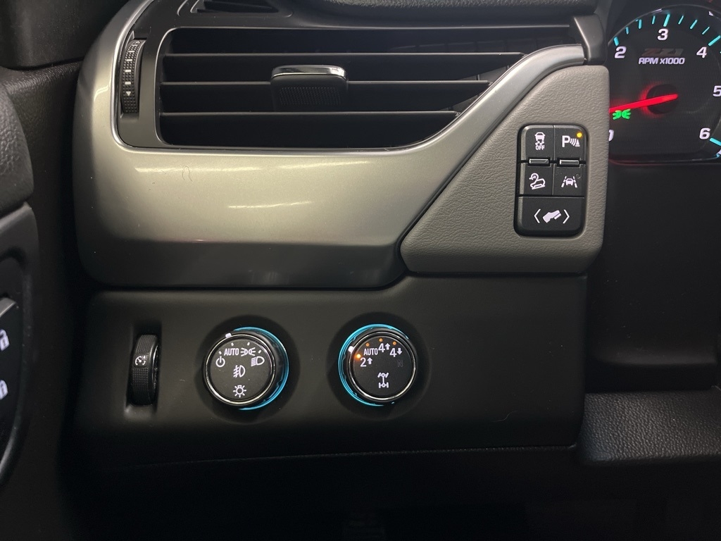 Chevrolet Tahoe 4WD 4dr LT 2018