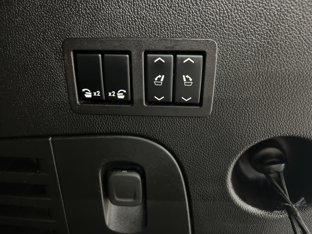 Chevrolet Tahoe 4WD 4dr LT 2018