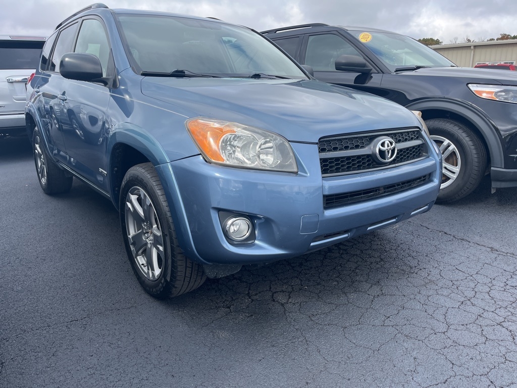 Toyota RAV4 4WD 4dr 4-cyl 4-Spd AT Sport (Natl) 2010