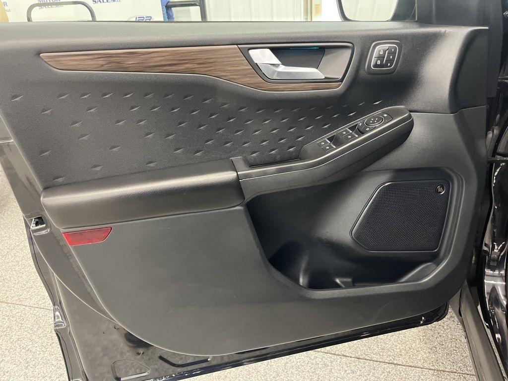 Ford Escape Titanium AWD 2020