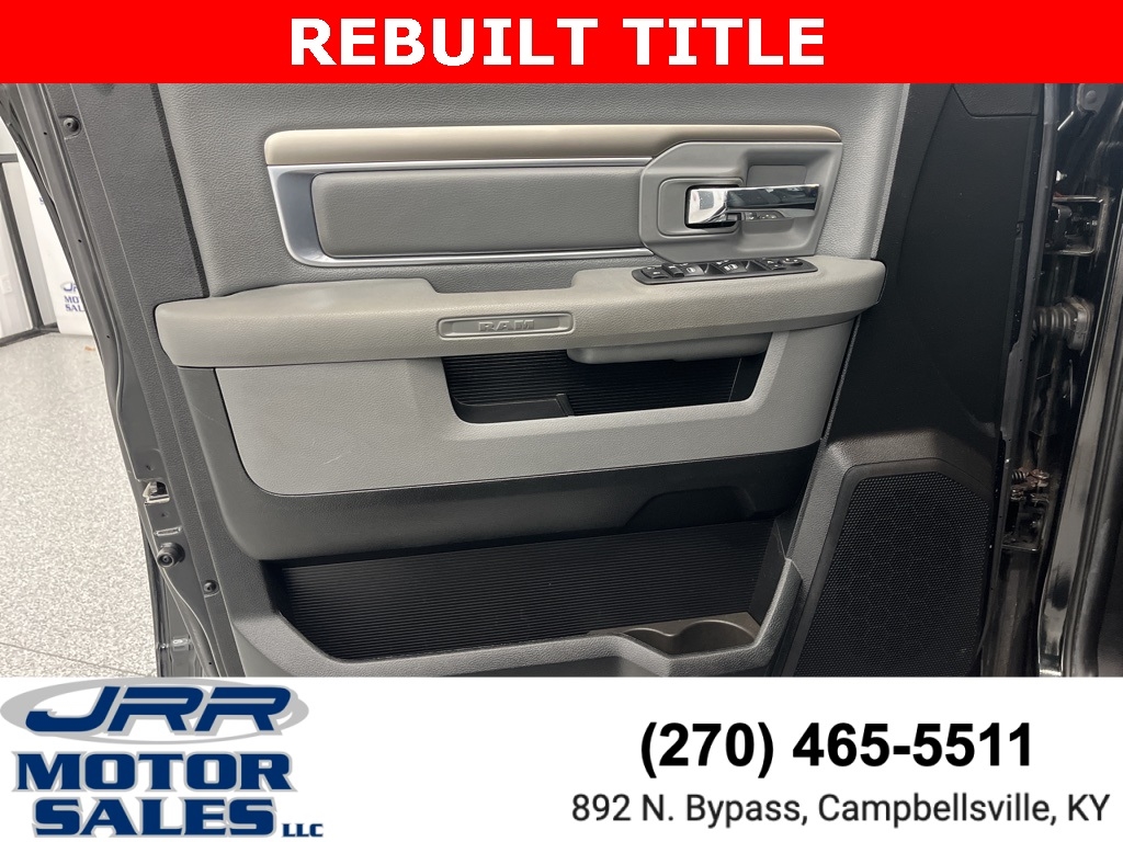 RAM 1500 Big Horn 4x2 Crew Cab 6'4" Box 2017