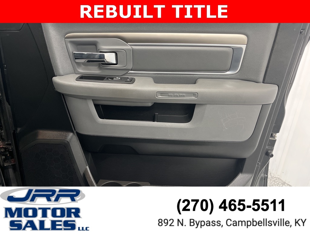 RAM 1500 Big Horn 4x2 Crew Cab 6'4" Box 2017