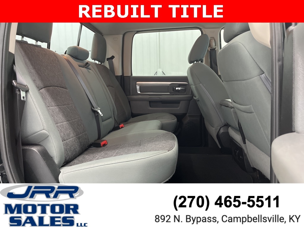 RAM 1500 Big Horn 4x2 Crew Cab 6'4" Box 2017