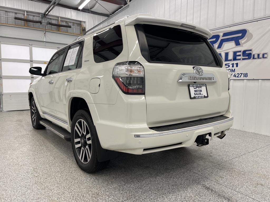 Toyota 4Runner Limited 4WD (Natl) 2022