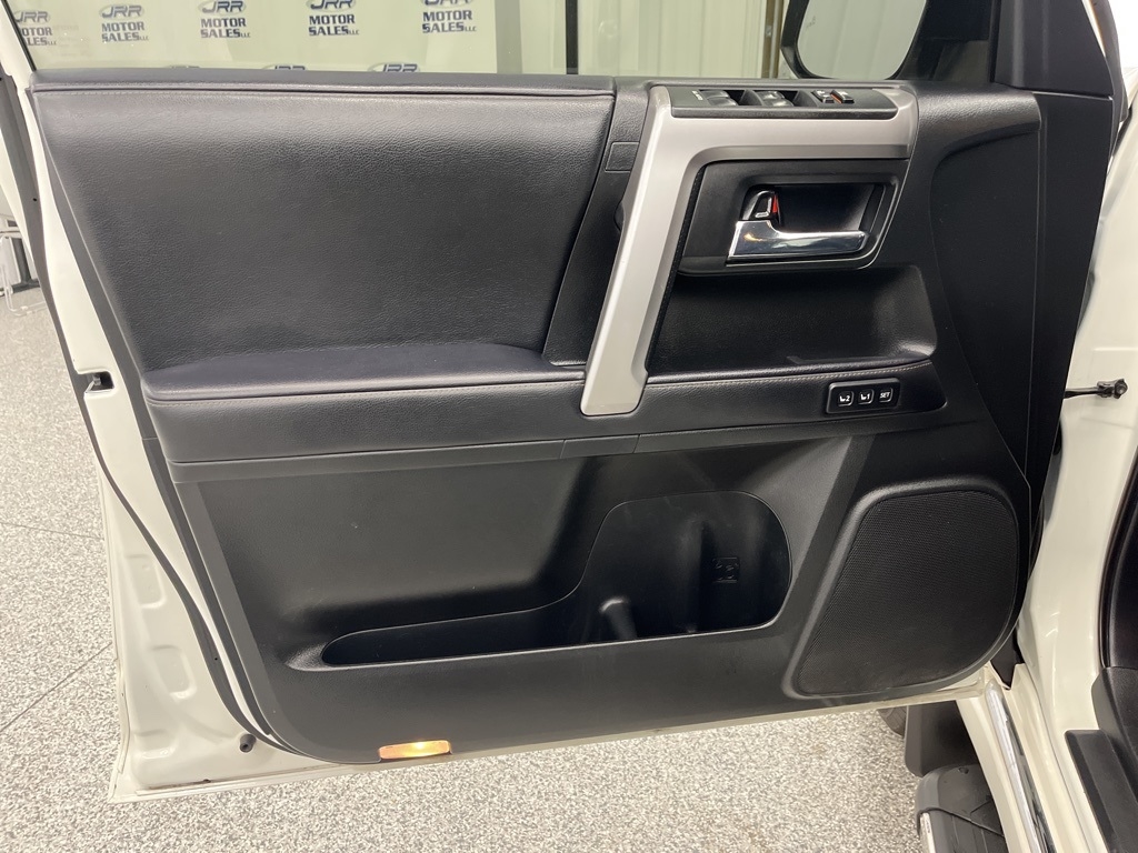 Toyota 4Runner Limited 4WD (Natl) 2022