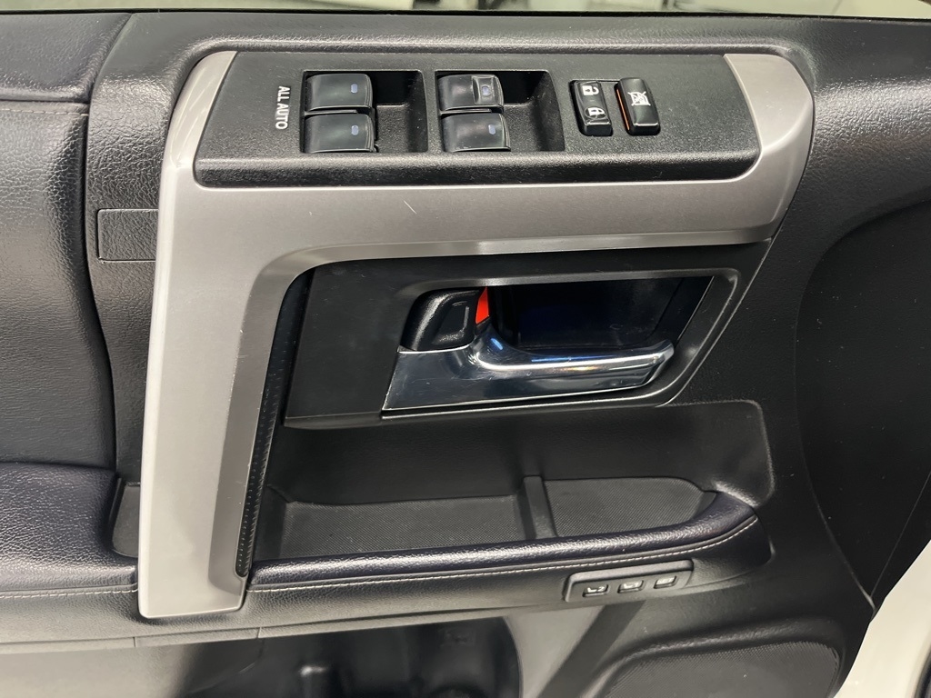 Toyota 4Runner Limited 4WD (Natl) 2022