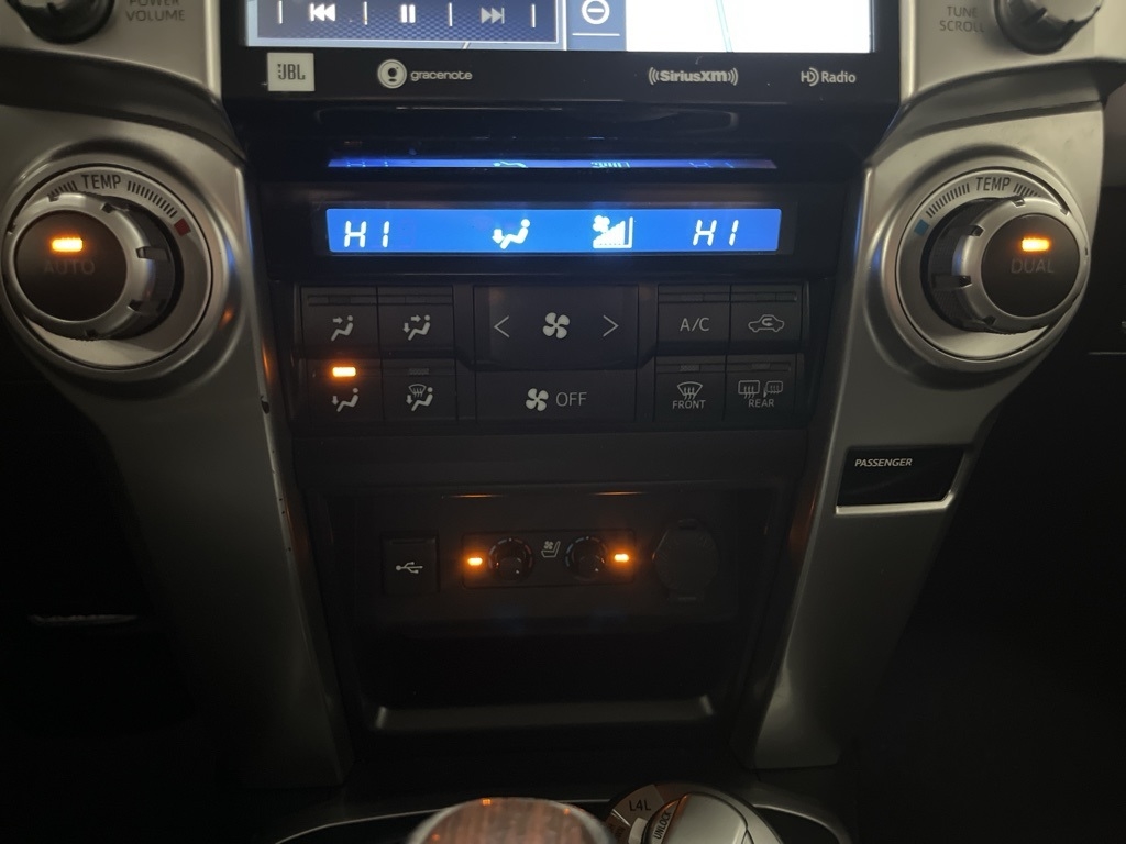 Toyota 4Runner Limited 4WD (Natl) 2022