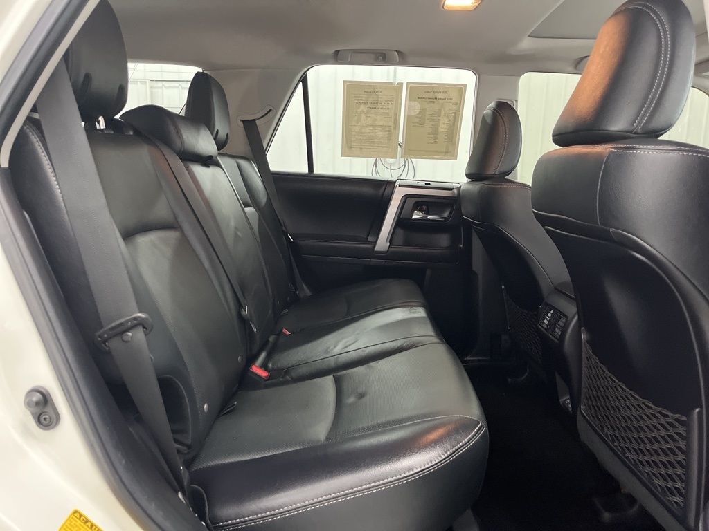 Toyota 4Runner Limited 4WD (Natl) 2022