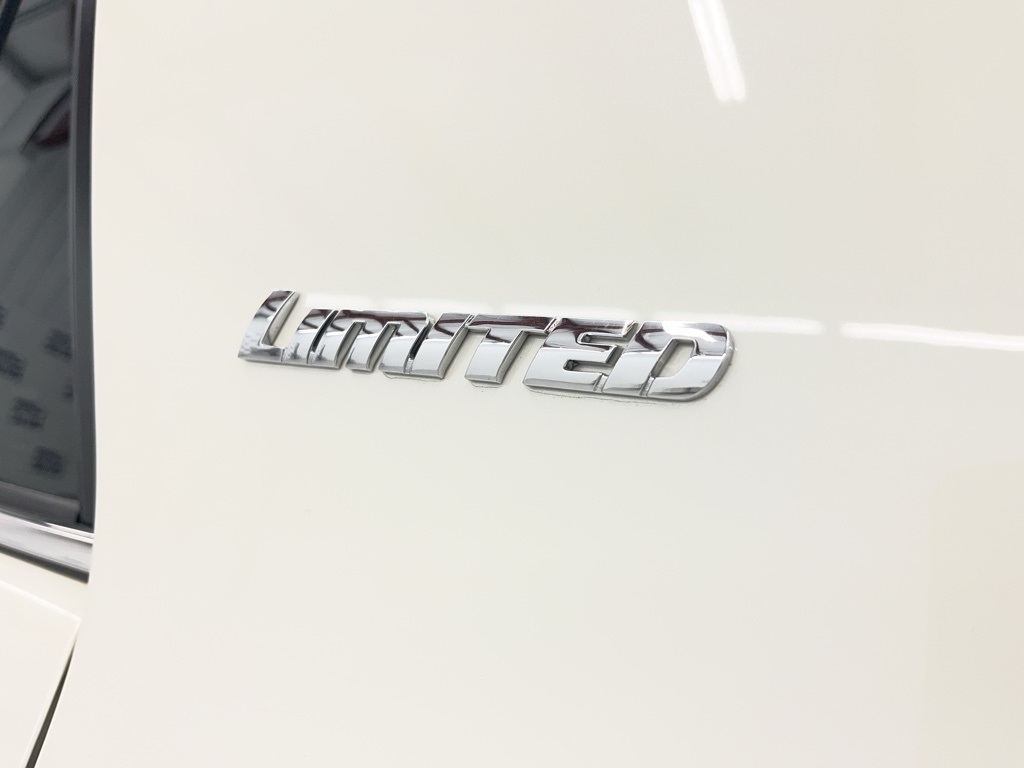 Toyota 4Runner Limited 4WD (Natl) 2022