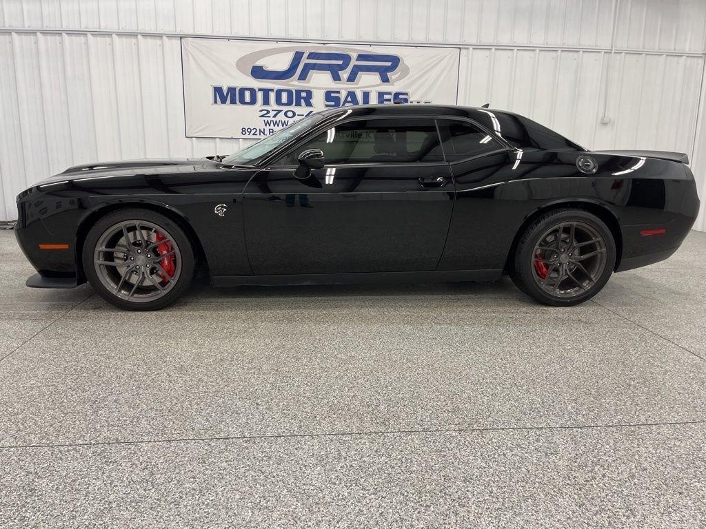 Dodge Challenger SRT Hellcat RWD 2019