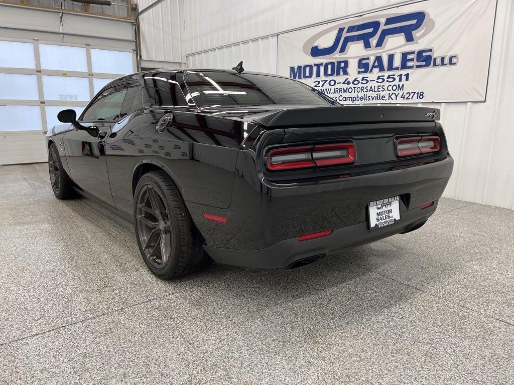 Dodge Challenger SRT Hellcat RWD 2019