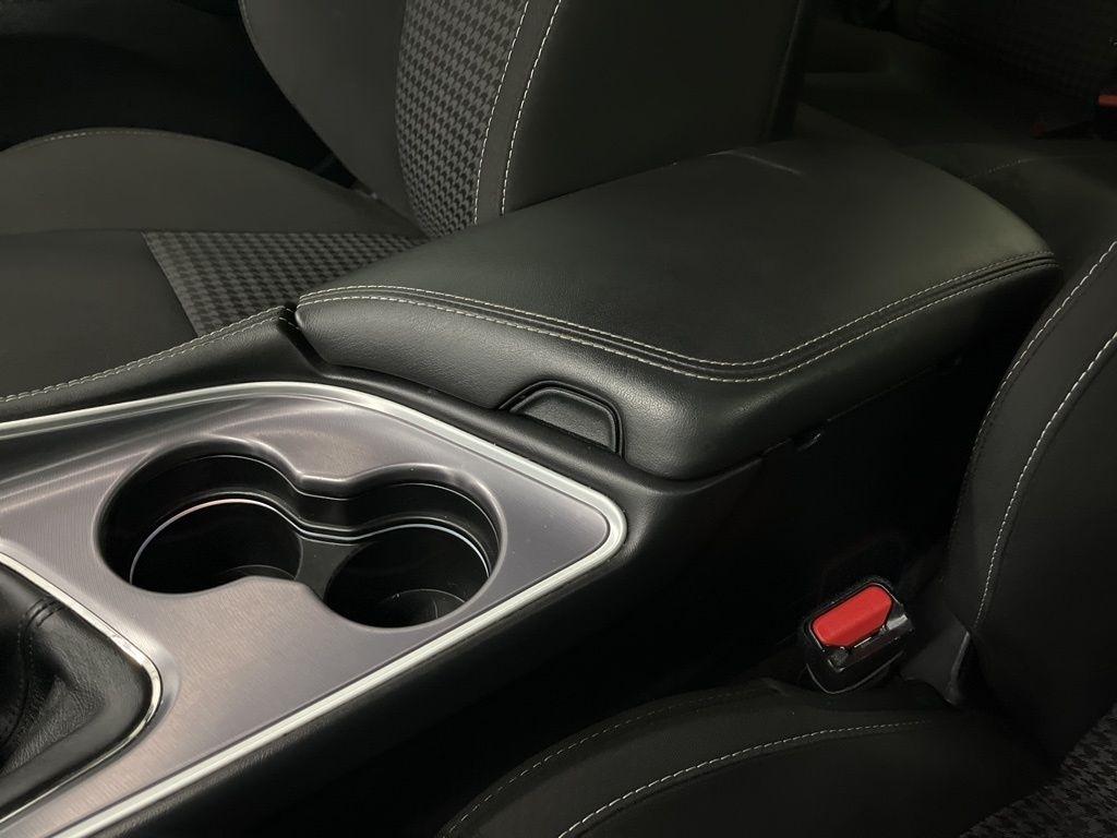 Dodge Challenger SRT Hellcat RWD 2019