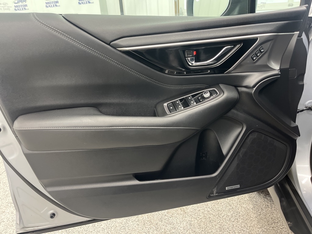 Subaru Outback Limited CVT 2022