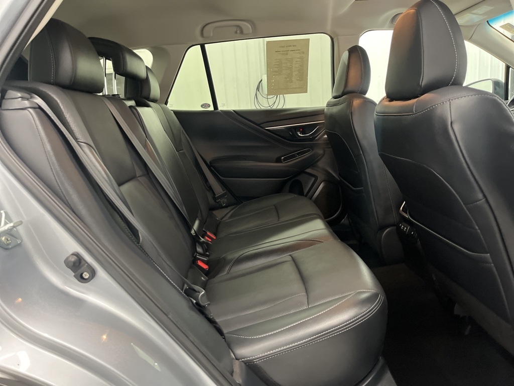 Subaru Outback Limited CVT 2022