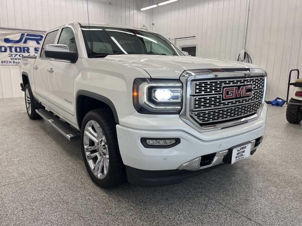 GMC Sierra 1500 4WD Crew Cab 143.5" Denali 2017