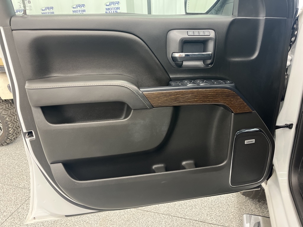 GMC Sierra 1500 4WD Crew Cab 143.5" Denali 2017