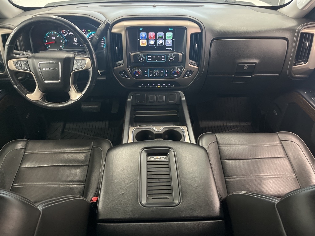 GMC Sierra 1500 4WD Crew Cab 143.5" Denali 2017