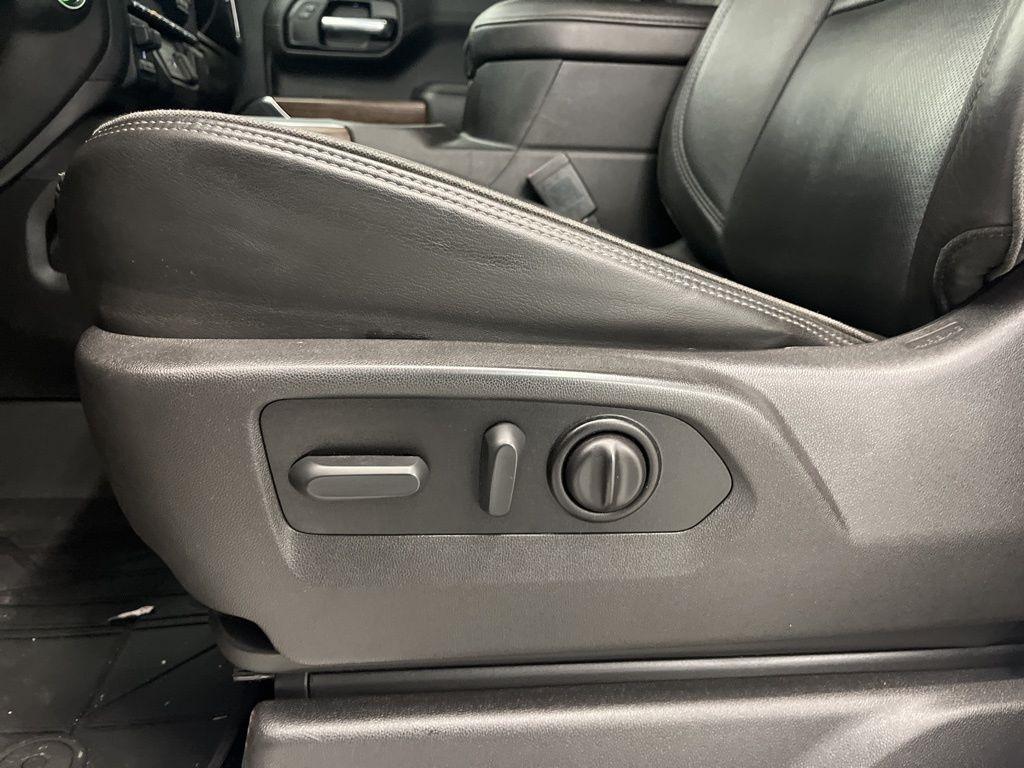 Chevrolet Silverado 1500 4WD Crew Cab 147" High Country 2021