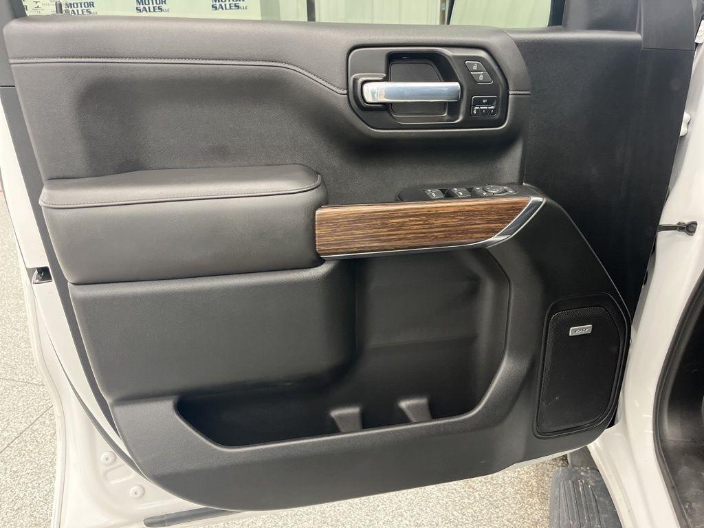 Chevrolet Silverado 1500 4WD Crew Cab 147" High Country 2021