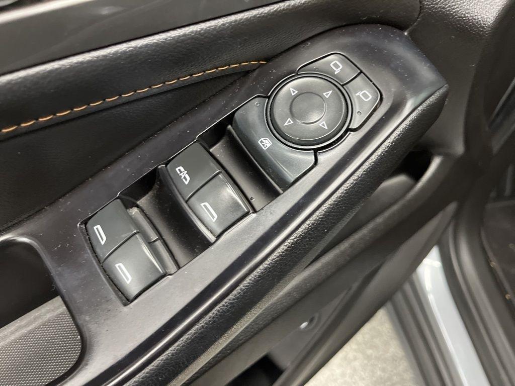 Chevrolet Traverse FWD 4dr LT Cloth w/1LT 2020