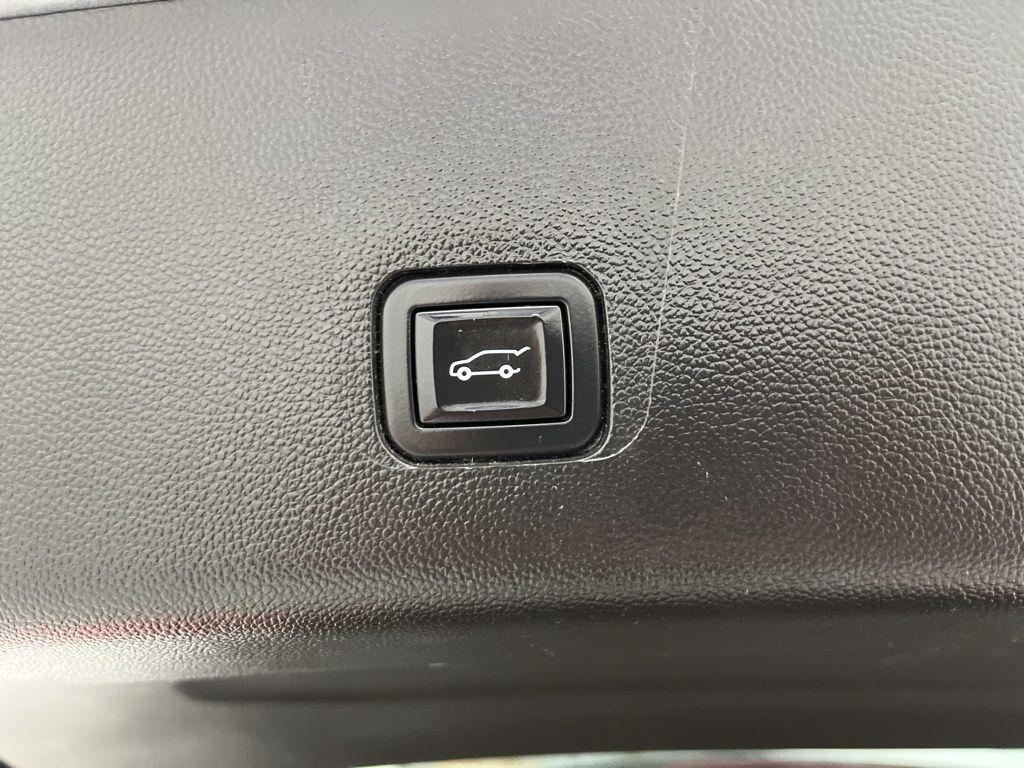 Chevrolet Traverse FWD 4dr LT Cloth w/1LT 2020