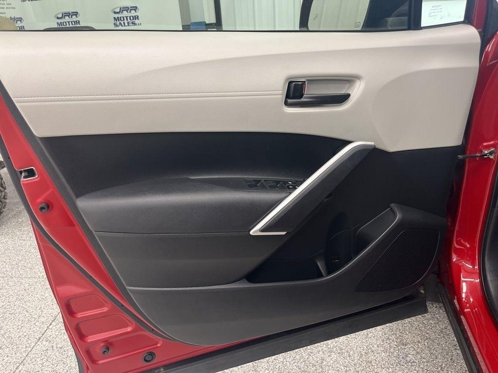 Toyota Corolla Cross LE 2WD (Natl) 2023