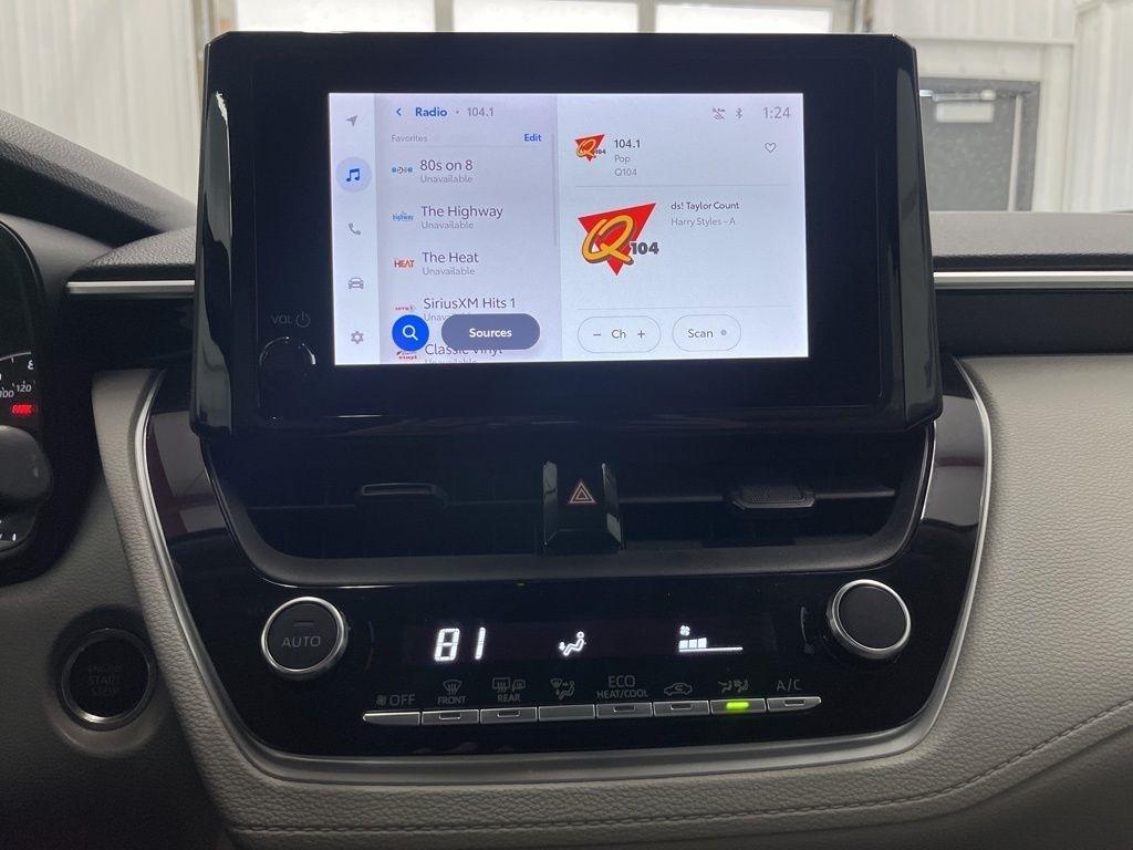 Toyota Corolla Cross LE 2WD (Natl) 2023