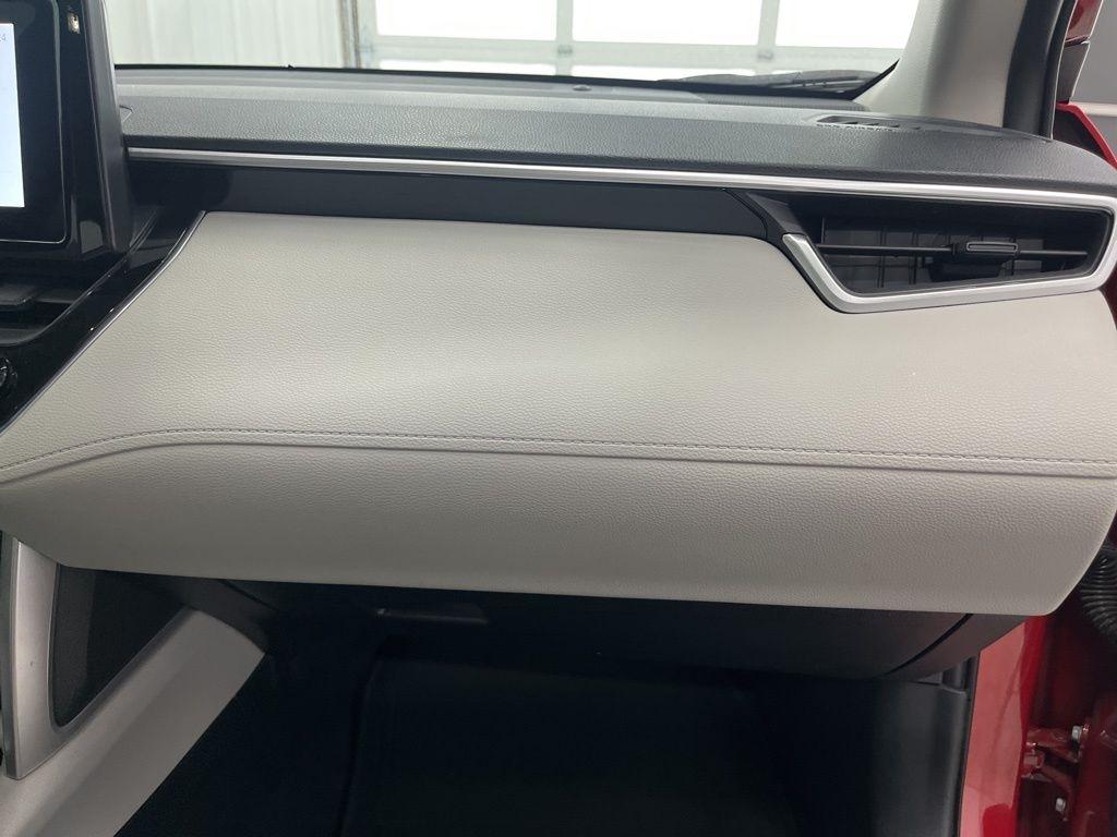 Toyota Corolla Cross LE 2WD (Natl) 2023