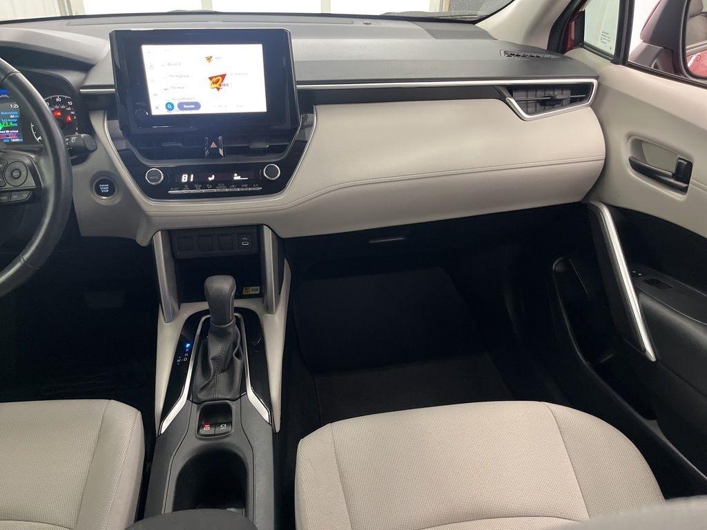 Toyota Corolla Cross LE 2WD (Natl) 2023