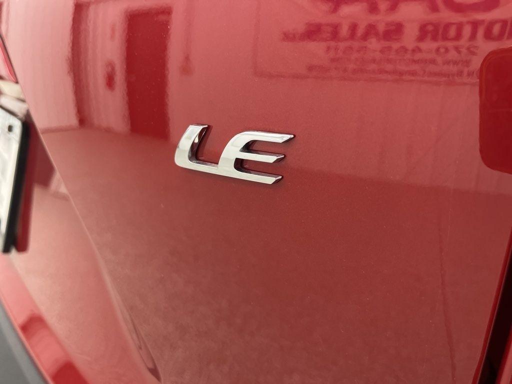 Toyota Corolla Cross LE 2WD (Natl) 2023