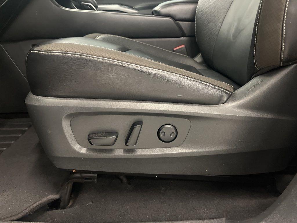 Nissan Pathfinder SL 4WD 2024