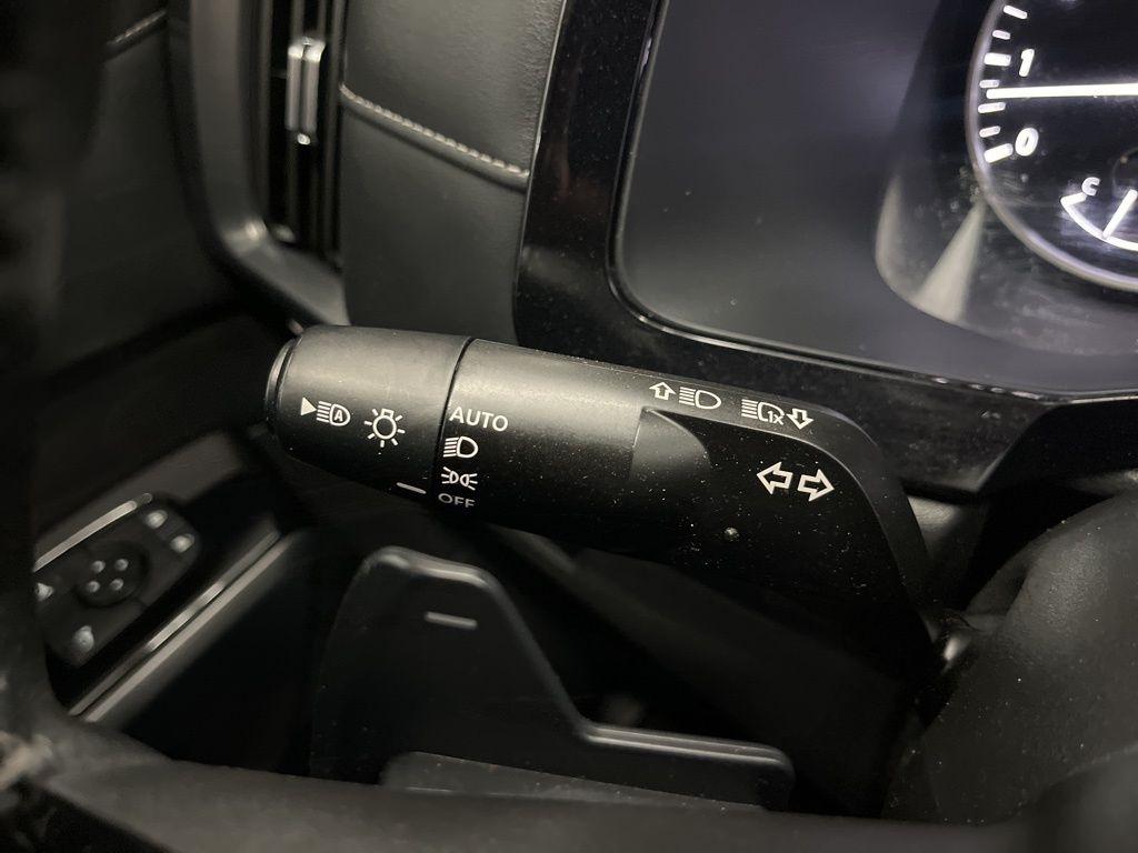 Nissan Pathfinder SL 4WD 2024