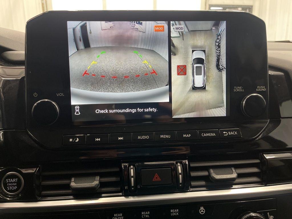 Nissan Pathfinder SL 4WD 2024