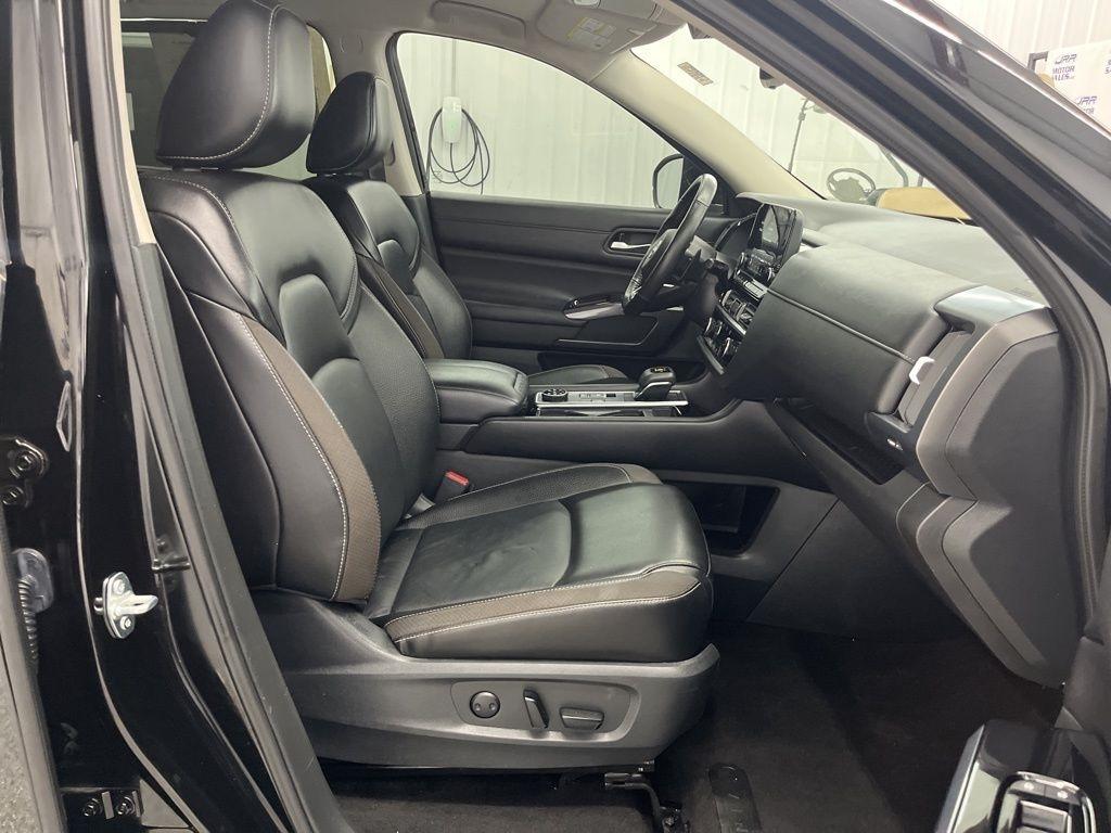 Nissan Pathfinder SL 4WD 2024