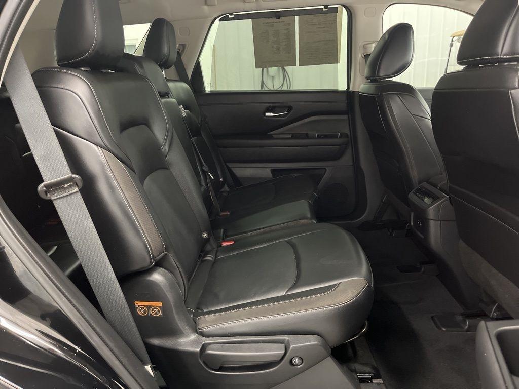 Nissan Pathfinder SL 4WD 2024