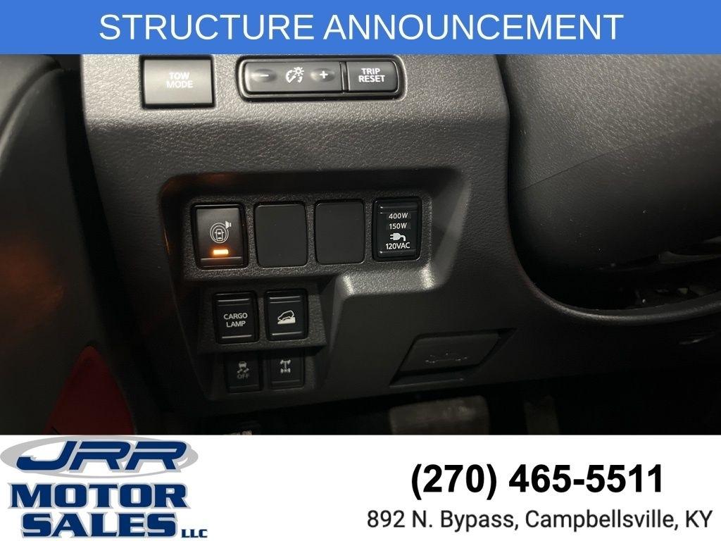 Nissan Frontier Crew Cab 4x4 PRO-4X Auto 2023