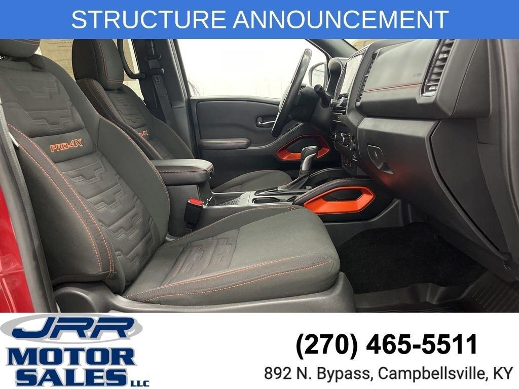 Nissan Frontier Crew Cab 4x4 PRO-4X Auto 2023