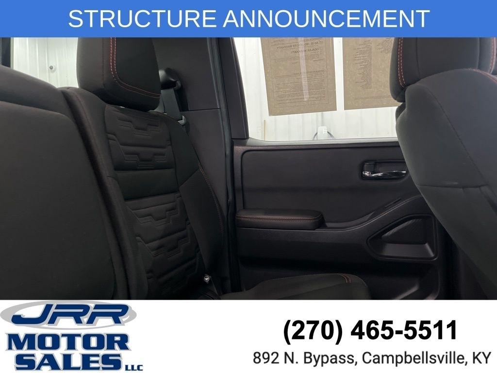 Nissan Frontier Crew Cab 4x4 PRO-4X Auto 2023