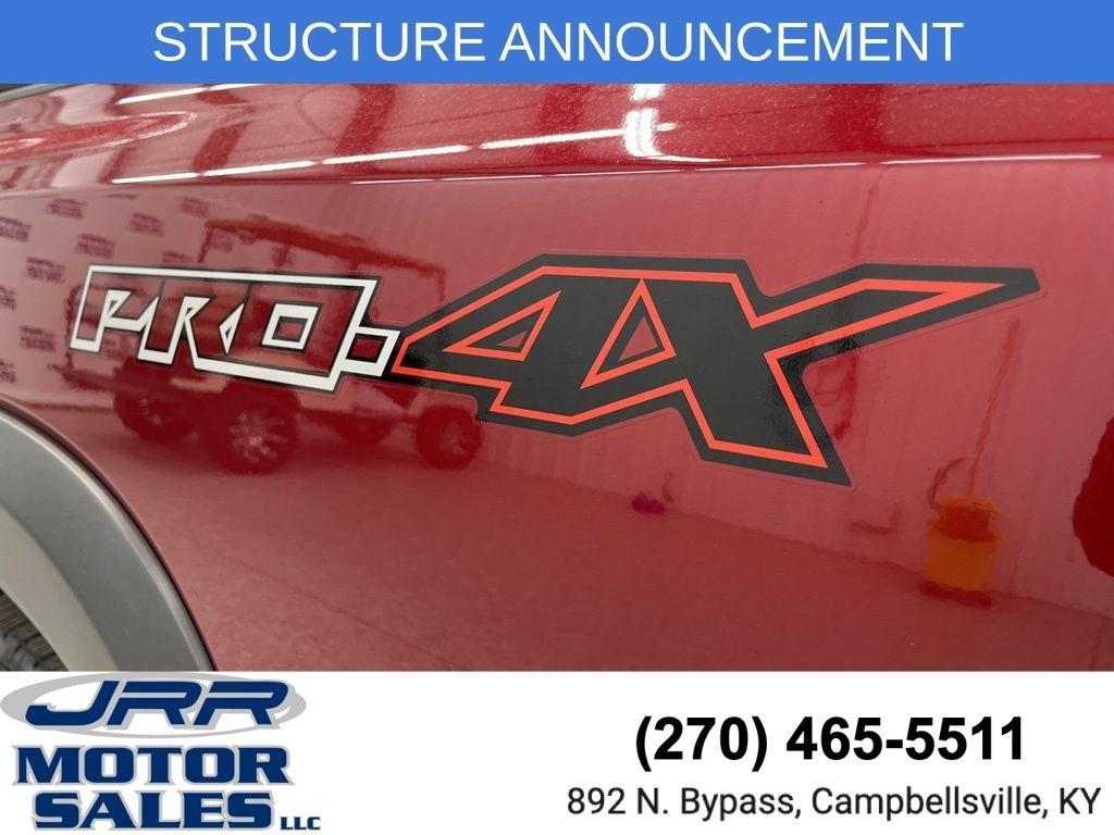 Nissan Frontier Crew Cab 4x4 PRO-4X Auto 2023