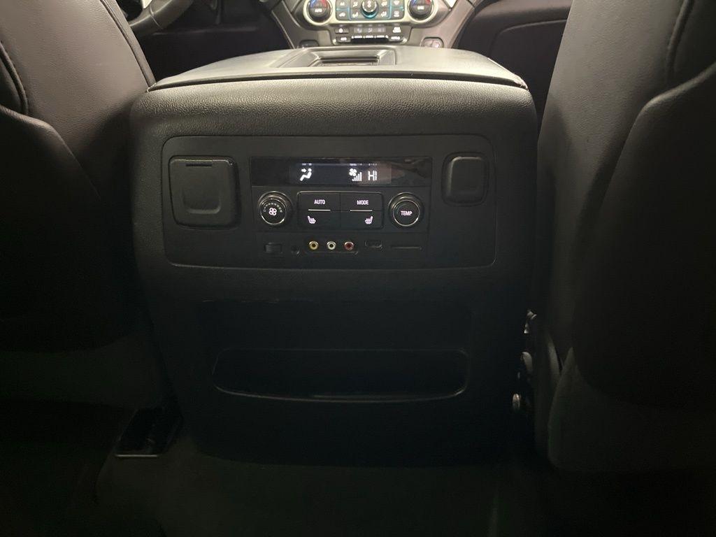 Chevrolet Tahoe 4WD 4dr LTZ 2016