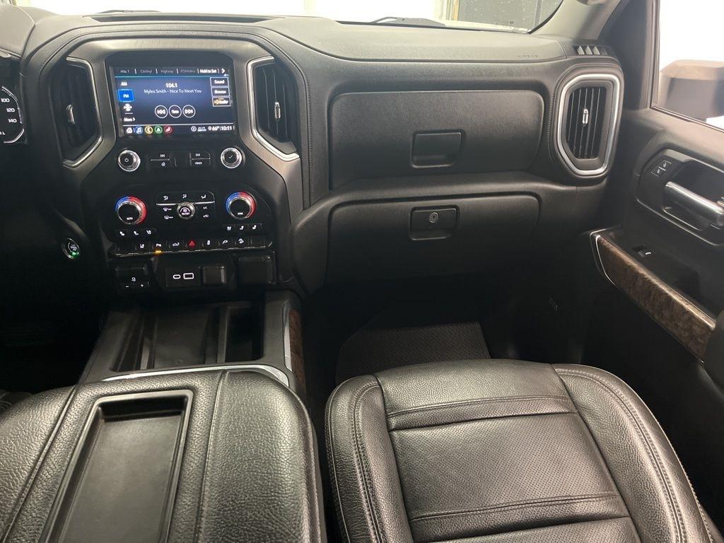 GMC Sierra 2500HD 4WD Crew Cab 159" Denali 2020