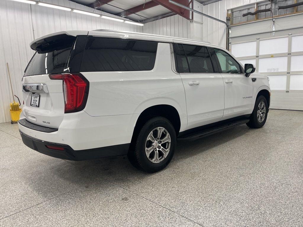 GMC Yukon XL 4WD 4dr SLE 2022