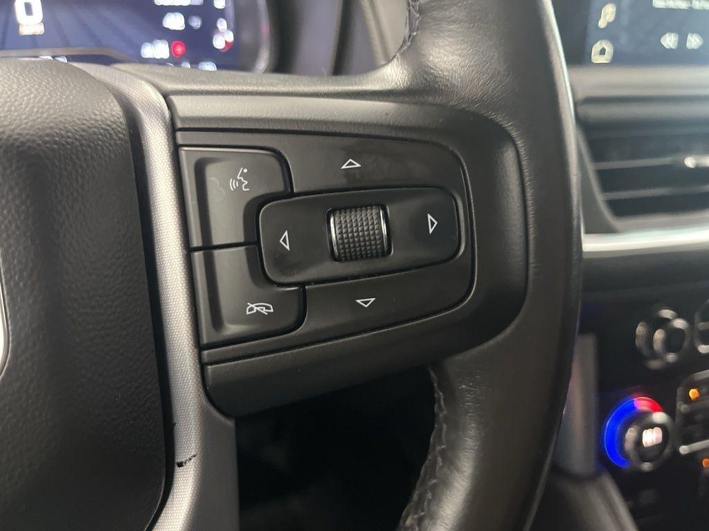 GMC Yukon XL 4WD 4dr SLE 2022