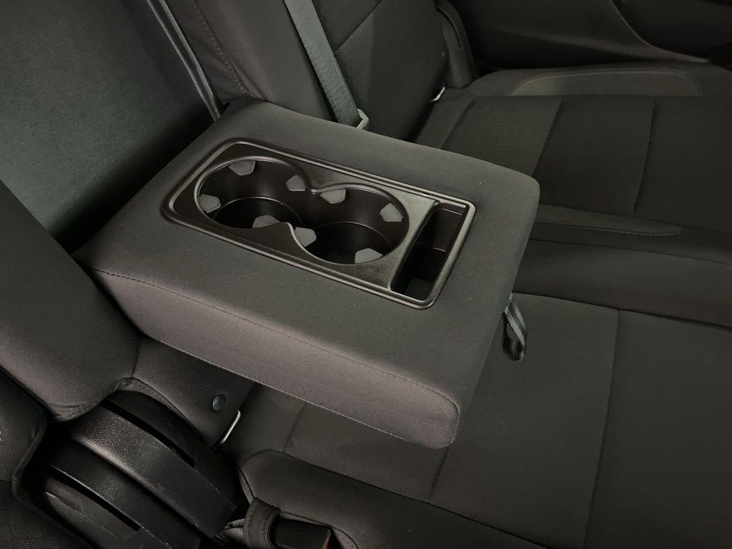 GMC Yukon XL 4WD 4dr SLE 2022