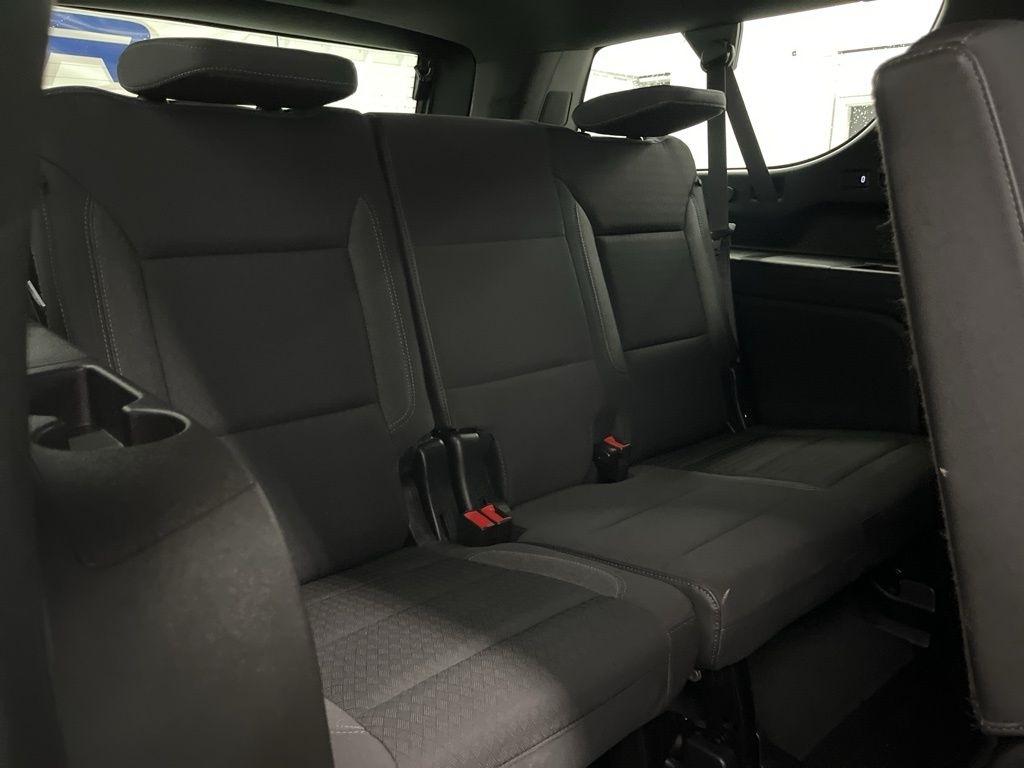 GMC Yukon XL 4WD 4dr SLE 2022